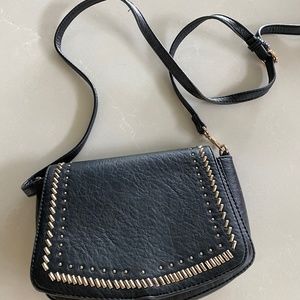 Black and gold purse